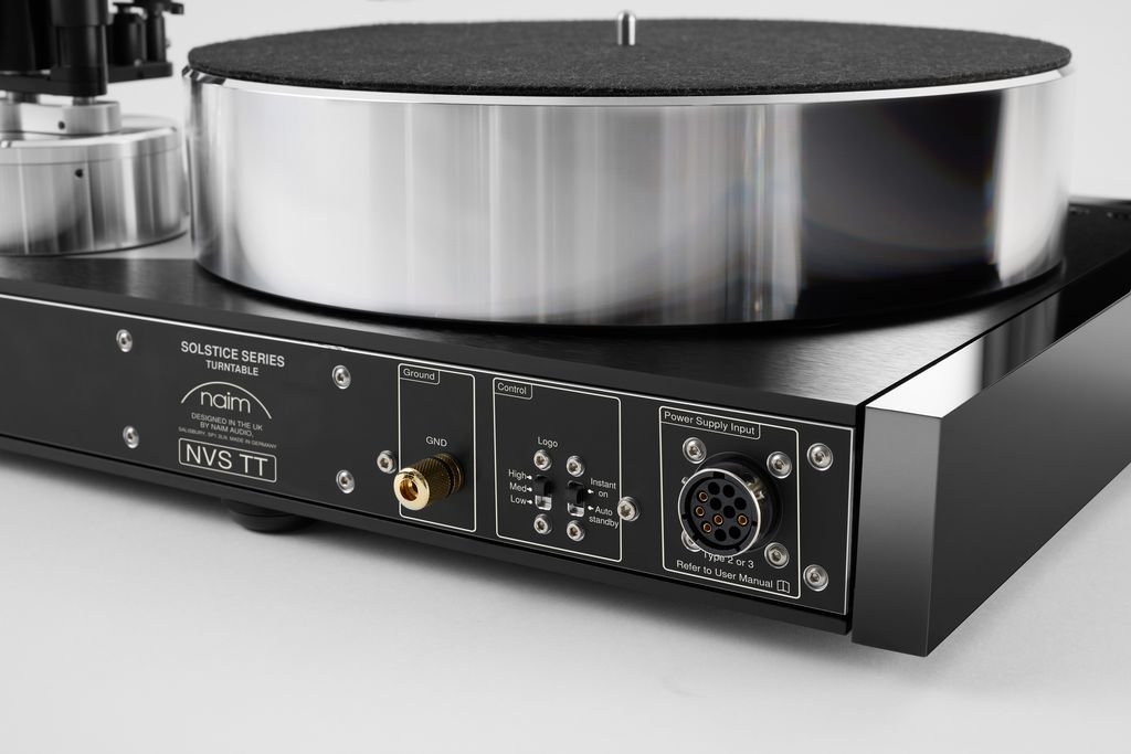 фото  виниловые проигрыватели Naim Solstice Special Edition