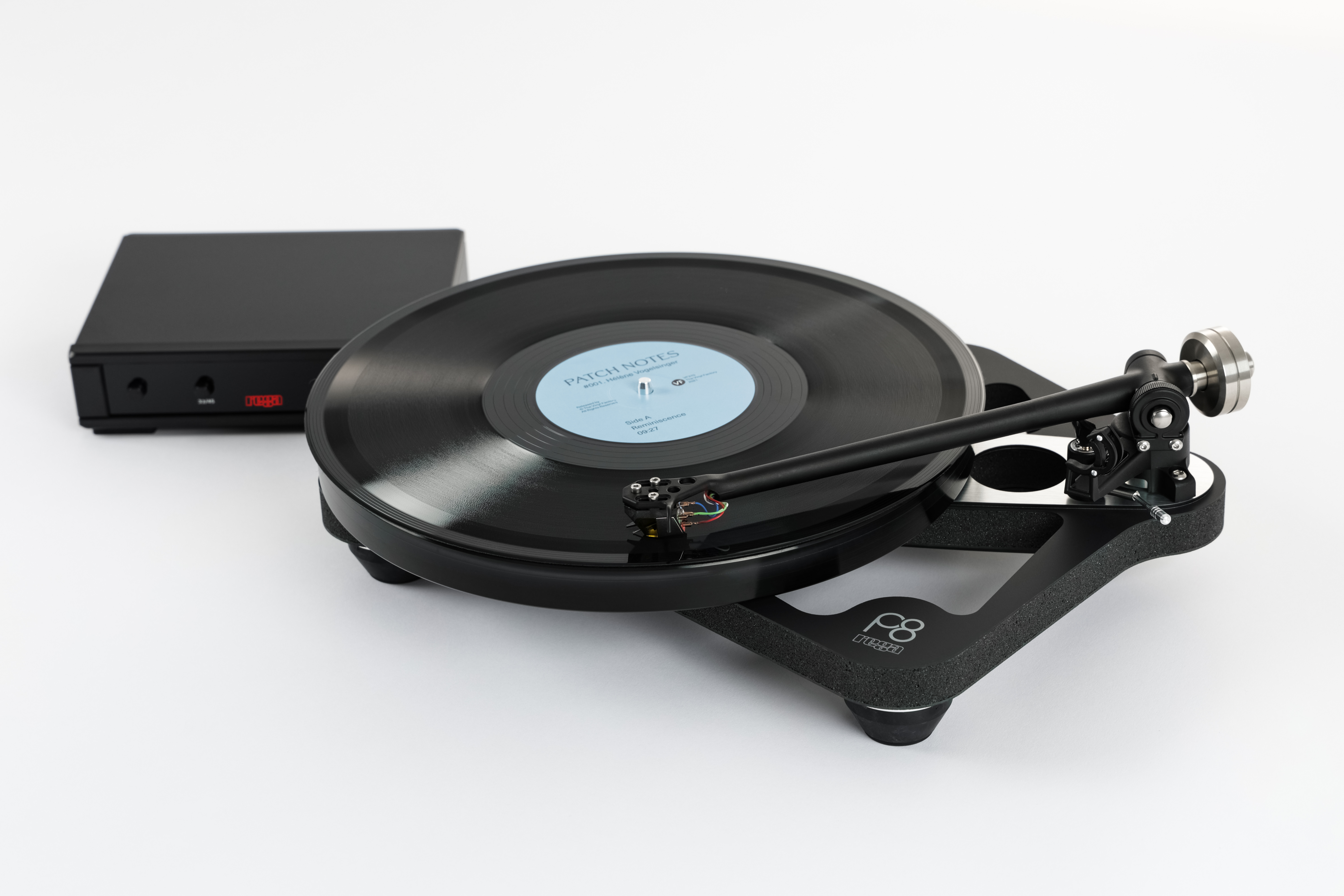 фото  виниловые проигрыватели Rega Planar 8 Nd7