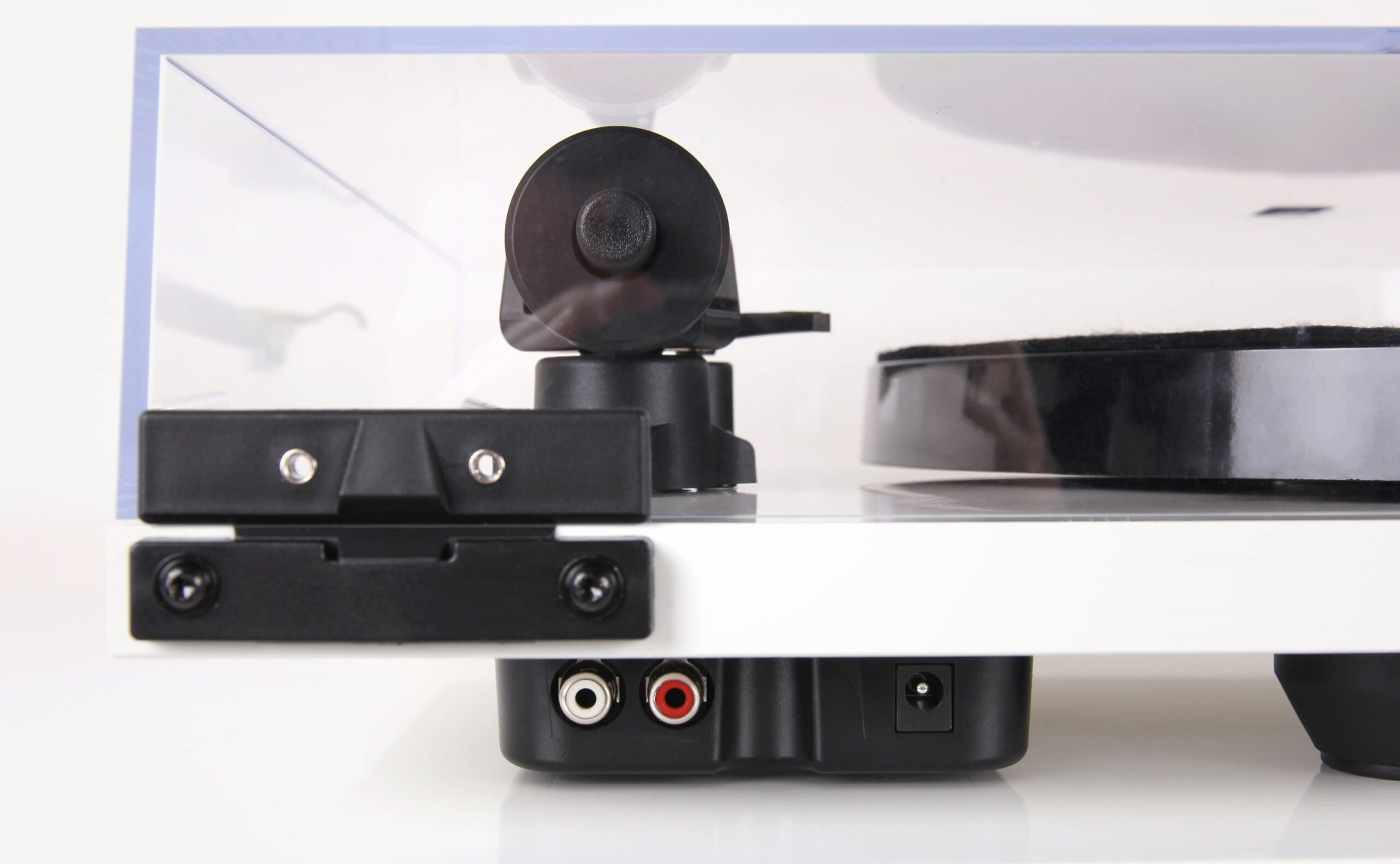 фото виниловые проигрыватели (lp) Rega Planar 1 PLUS