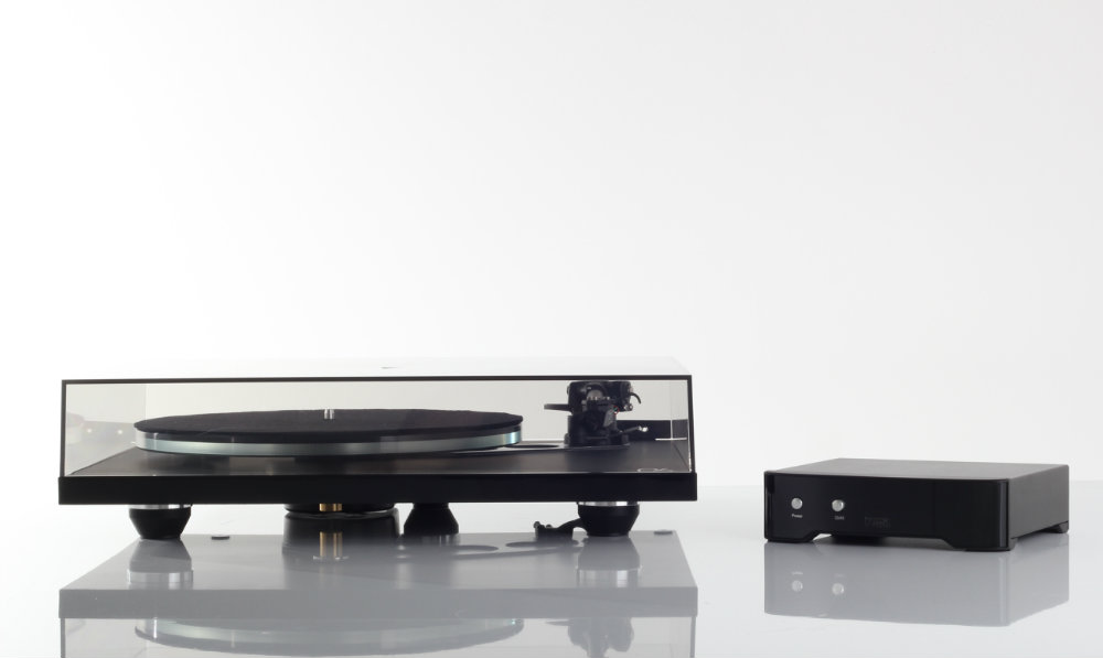 фото  виниловые проигрыватели Rega Planar 6 Ania PRO MC