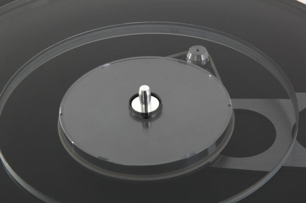 фото  виниловые проигрыватели Rega Planar 6 Ania PRO MC