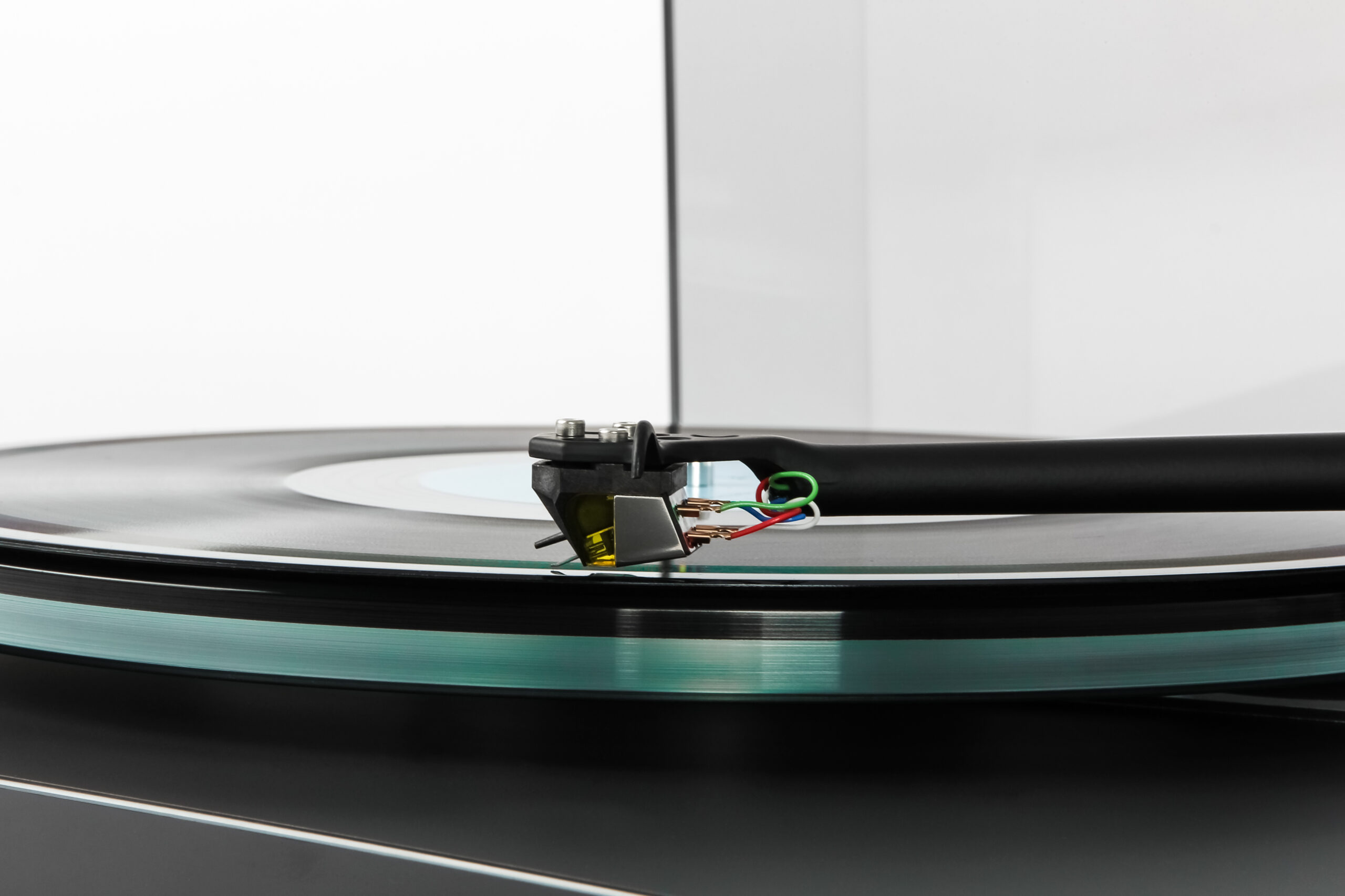 фото  виниловые проигрыватели Rega Planar 6 Nd7
