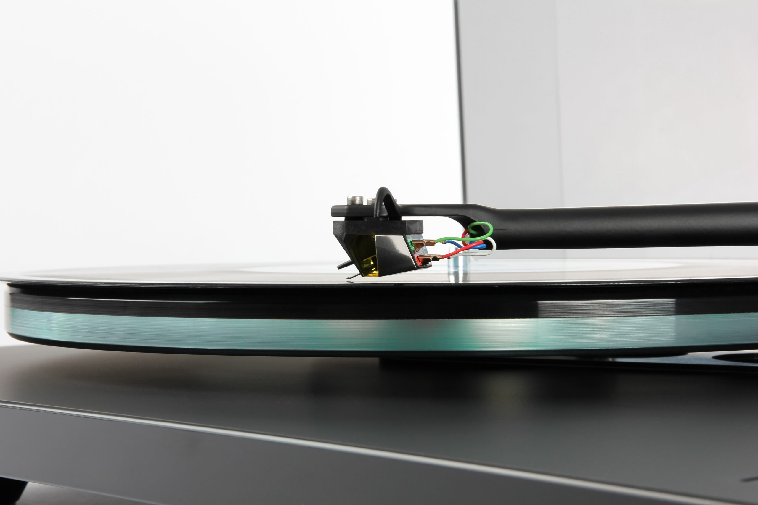 фото  виниловые проигрыватели Rega Planar 6 Nd7