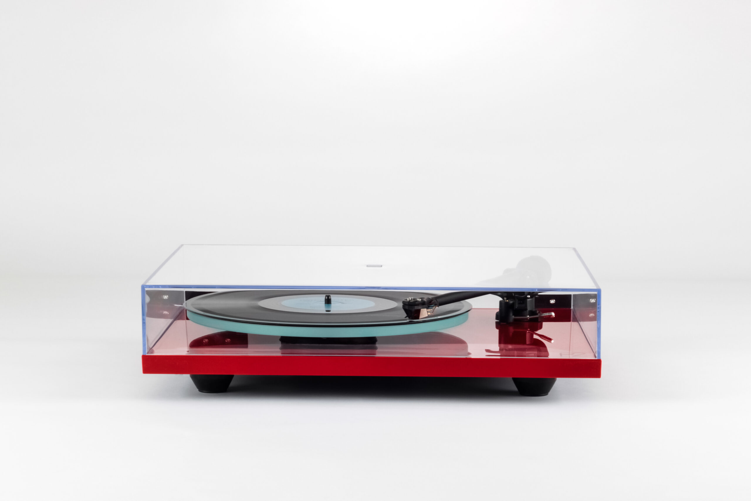 фото  виниловые проигрыватели Rega Planar 2 (Nd3)