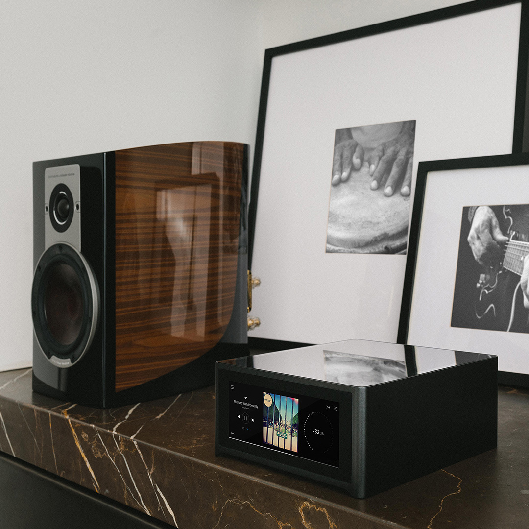 фото медиапроигрыватели NAD M10 V3